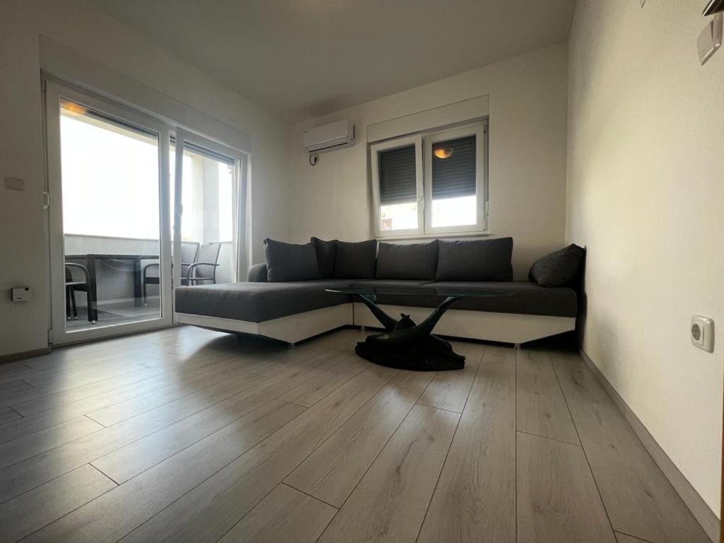 Apartments Petrusic Supetarska Draga Extérieur photo